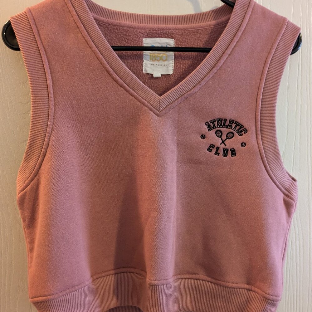 Cali 1850 Athletic Club Sherpa Lined Pink Cropped Vest Size M